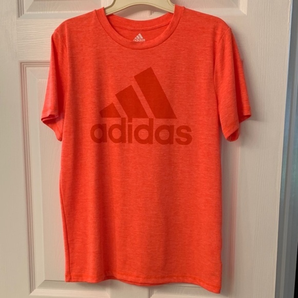 T-Shirt Short Sleeve Boys Adidas Orange Size Large 14-16 - Picture 1 of 6